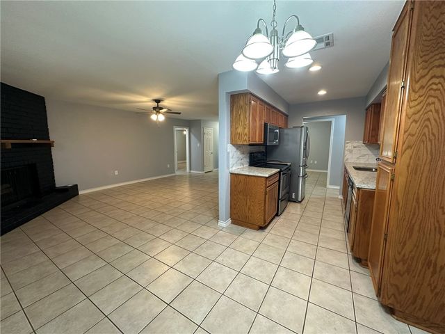 2201 Timberline, Portland, TX 78374