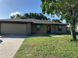 2201 Timberline, Portland, TX 78374