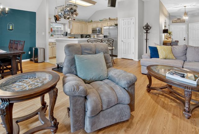 8905 San Joaquin Trail, Fort Worth, TX 76118