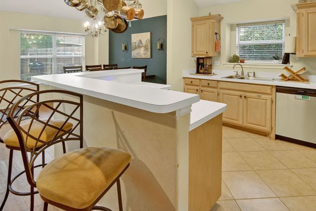 8905 San Joaquin Trail, Fort Worth, TX 76118