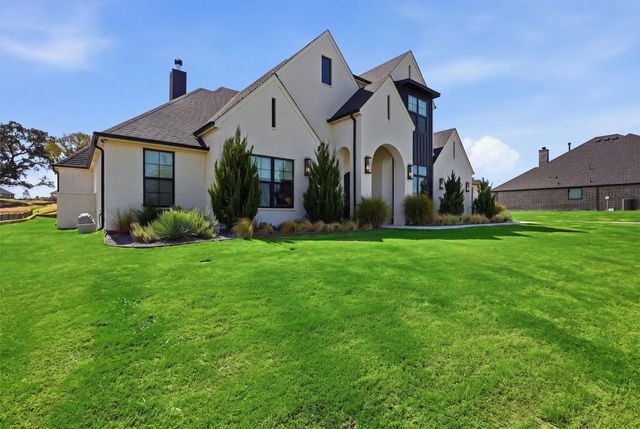 3022 Southern Rise Court, Granbury, TX 76049