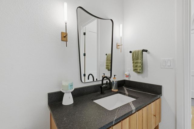 3022 Southern Rise Court, Granbury, TX 76049