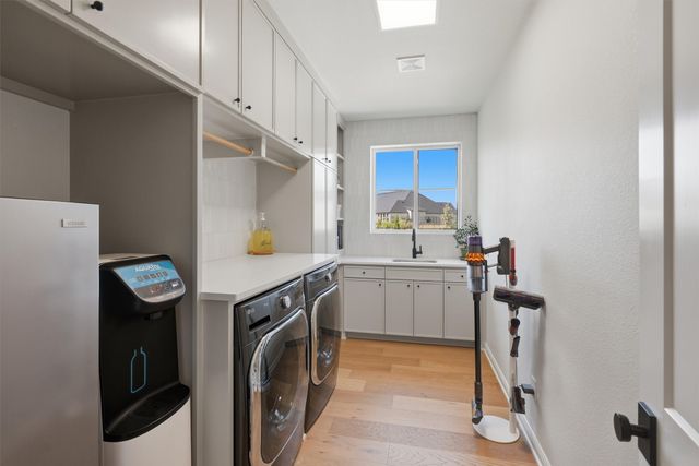 3022 Southern Rise Court, Granbury, TX 76049