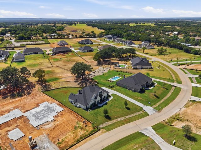 3022 Southern Rise Court, Granbury, TX 76049