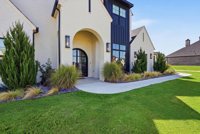 3022 Southern Rise Court, Granbury, TX 76049