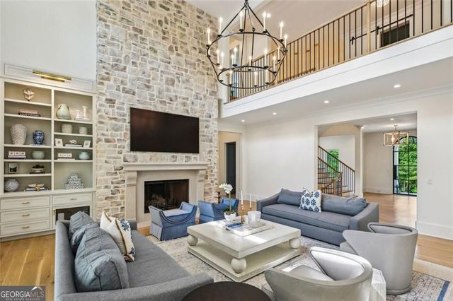 3379 Rennes Drive NE, Brookhaven, GA 30319