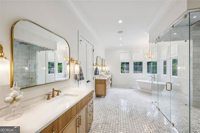 3379 Rennes Drive NE, Brookhaven, GA 30319