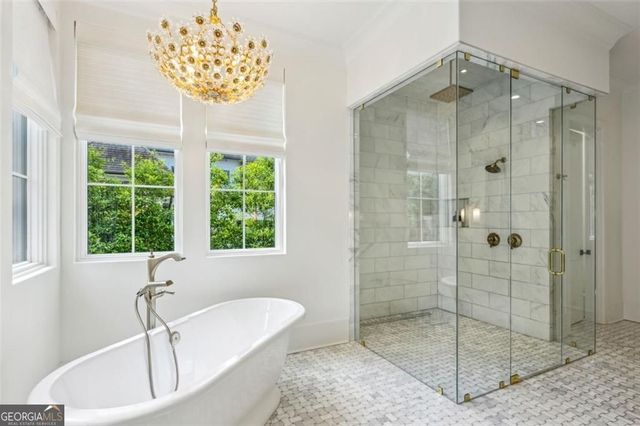 3379 Rennes Drive NE, Brookhaven, GA 30319