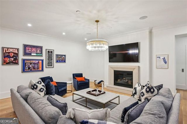 3379 Rennes Drive NE, Brookhaven, GA 30319