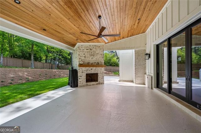 3379 Rennes Drive NE, Brookhaven, GA 30319