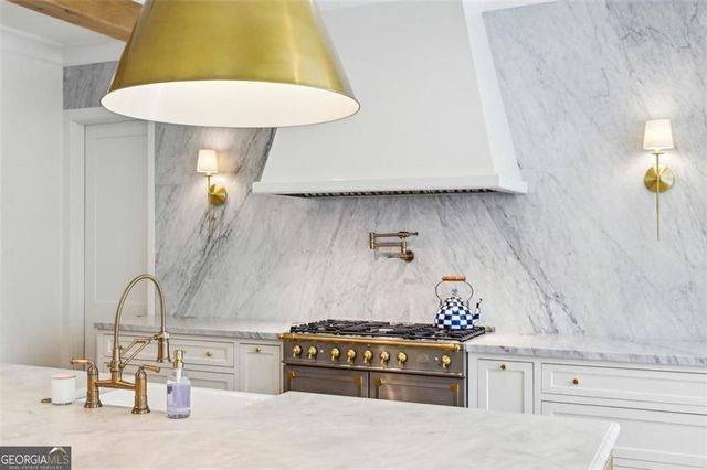 3379 Rennes Drive NE, Brookhaven, GA 30319