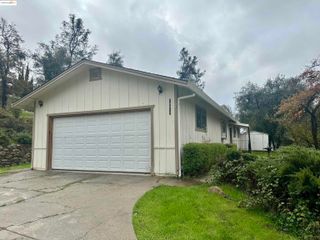 19817 Via Redonda Rd, Sonora, CA 95370