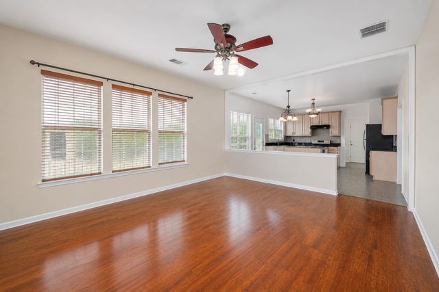 1713 Kendall Cove Ln, Mount Juliet, TN 37122