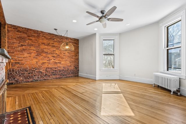 5 Fairbanks St 2, Brookline, MA 02446