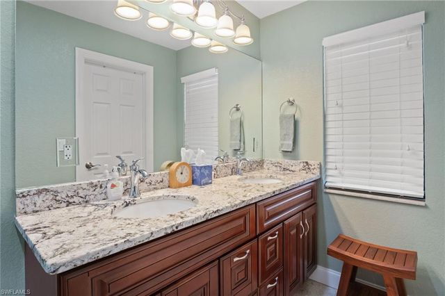 1206 SW 54th ST, Cape Coral, FL 33914