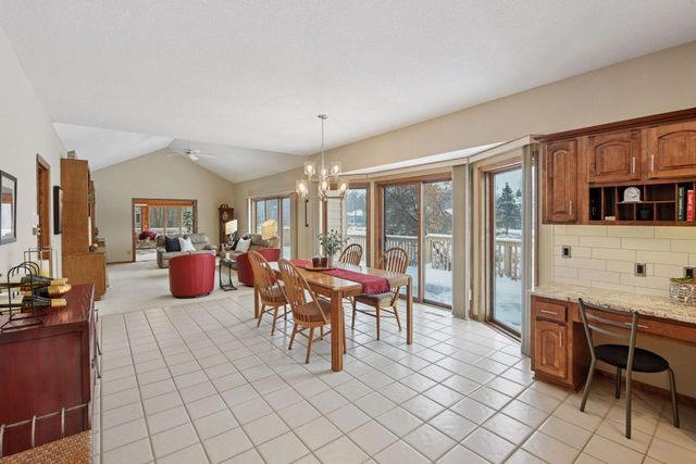 11824 Welters Way, Eden Prairie, MN 55347