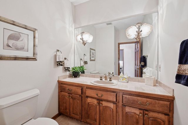 11824 Welters Way, Eden Prairie, MN 55347