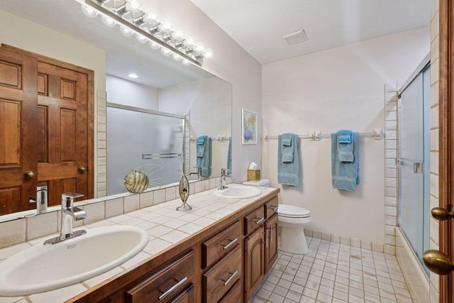 11824 Welters Way, Eden Prairie, MN 55347