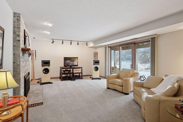 11824 Welters Way, Eden Prairie, MN 55347