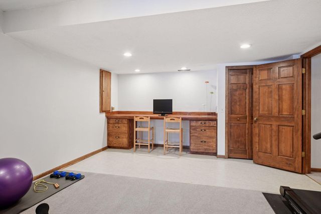 11824 Welters Way, Eden Prairie, MN 55347