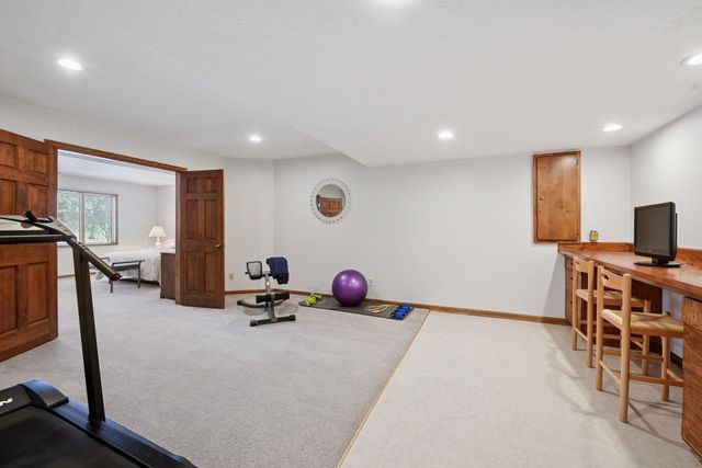 11824 Welters Way, Eden Prairie, MN 55347