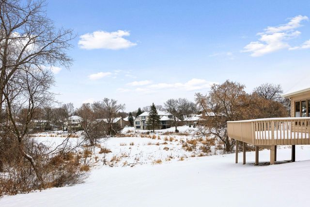 11824 Welters Way, Eden Prairie, MN 55347