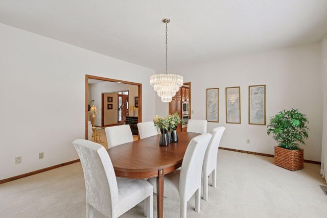 11824 Welters Way, Eden Prairie, MN 55347