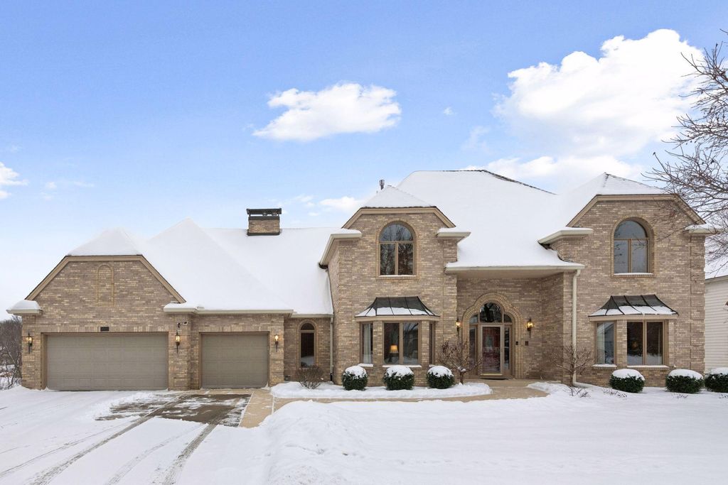 11824 Welters Way, Eden Prairie, MN 55347