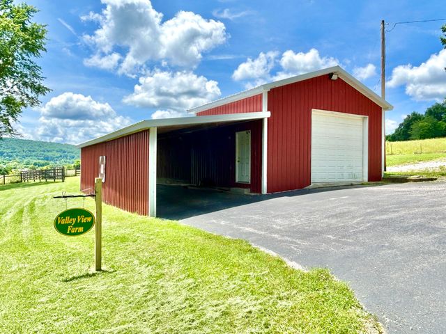 868 Ky-1258, Monticello, KY 42633