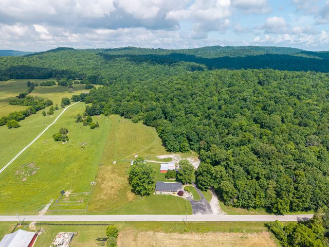 868 Ky-1258, Monticello, KY 42633