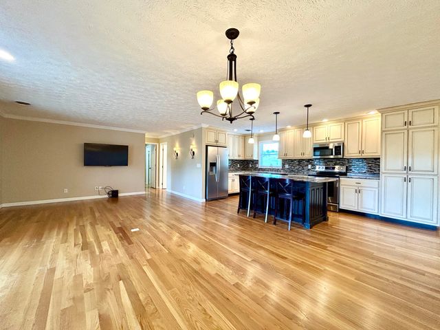 868 Ky-1258, Monticello, KY 42633
