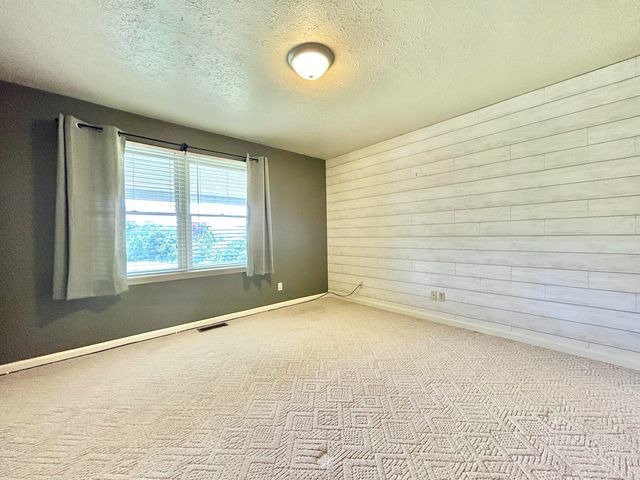 868 Ky-1258, Monticello, KY 42633