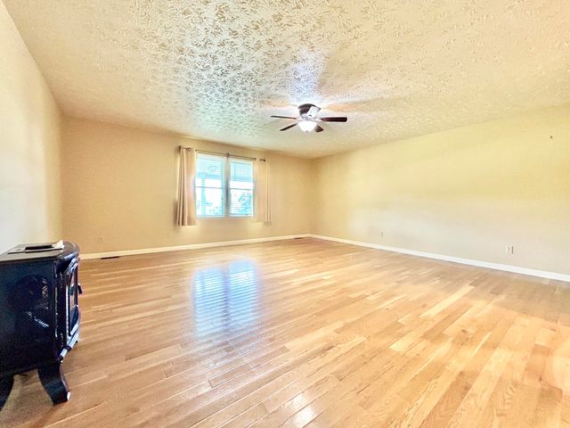 868 Ky-1258, Monticello, KY 42633