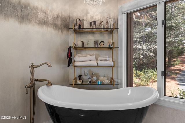 120 Douglas Drive, West End, NC 27376