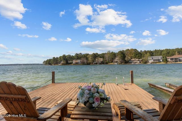 120 Douglas Drive, West End, NC 27376