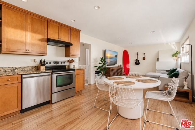 1914 Pacific Avenue 2, Venice (los Angeles), CA 90291