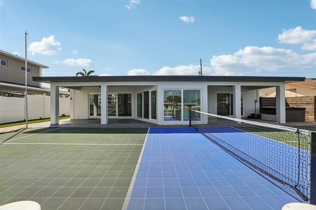 760 115TH AVENUE, Treasure Island, FL 33706