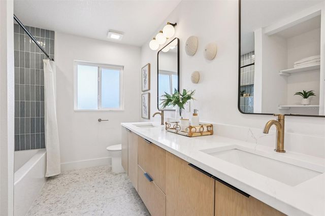 760 115TH AVENUE, Treasure Island, FL 33706