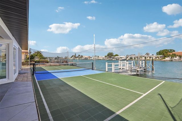 760 115TH AVENUE, Treasure Island, FL 33706