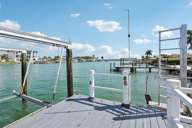 760 115TH AVENUE, Treasure Island, FL 33706