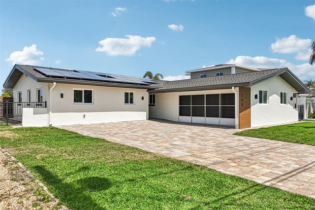 760 115TH AVENUE, Treasure Island, FL 33706