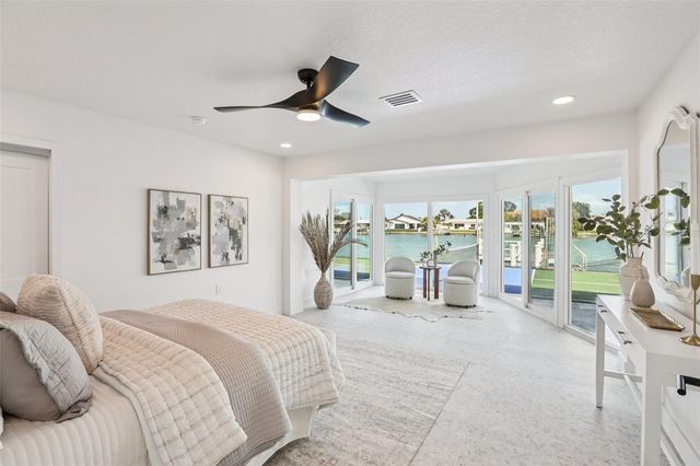 760 115TH AVENUE, Treasure Island, FL 33706