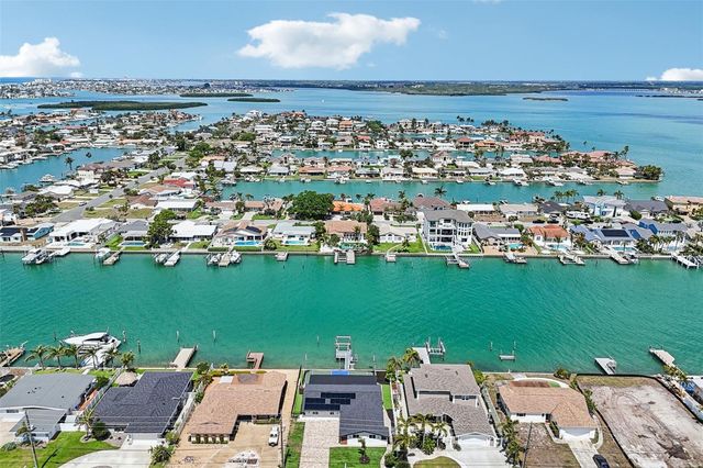 760 115TH AVENUE, Treasure Island, FL 33706