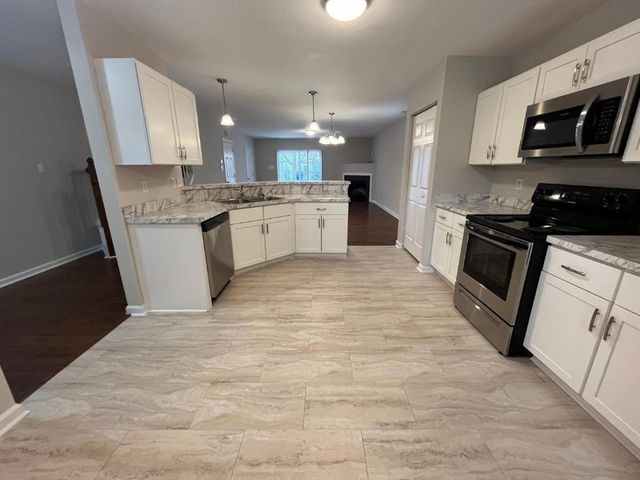 5104 Thornton Knoll Way, Raleigh, NC 27616