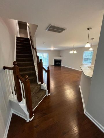 5104 Thornton Knoll Way, Raleigh, NC 27616