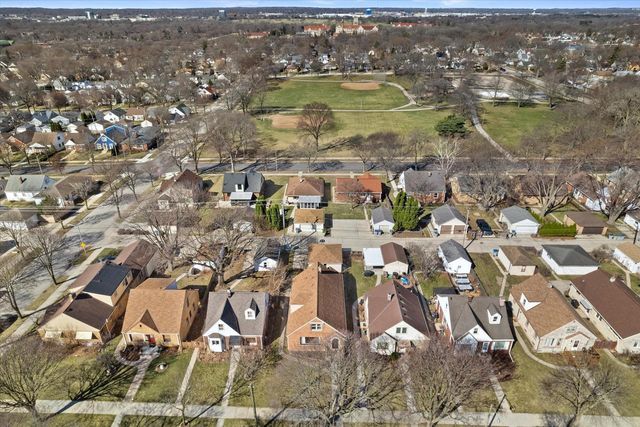 2919 N 85th STREET, Milwaukee, WI 53222