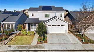 4085 Alamos, Clovis, CA 93619