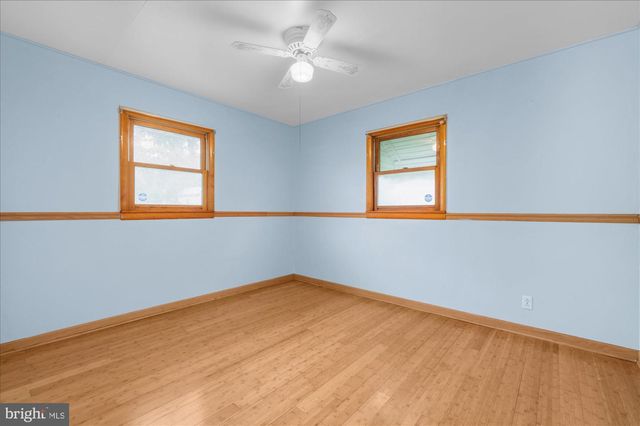 721 AUBURN RD, Fairless Hills, PA 19030