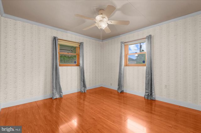 721 AUBURN RD, Fairless Hills, PA 19030