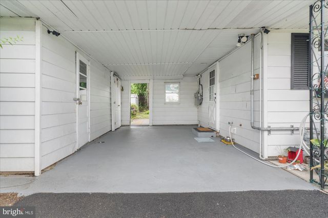 721 AUBURN RD, Fairless Hills, PA 19030